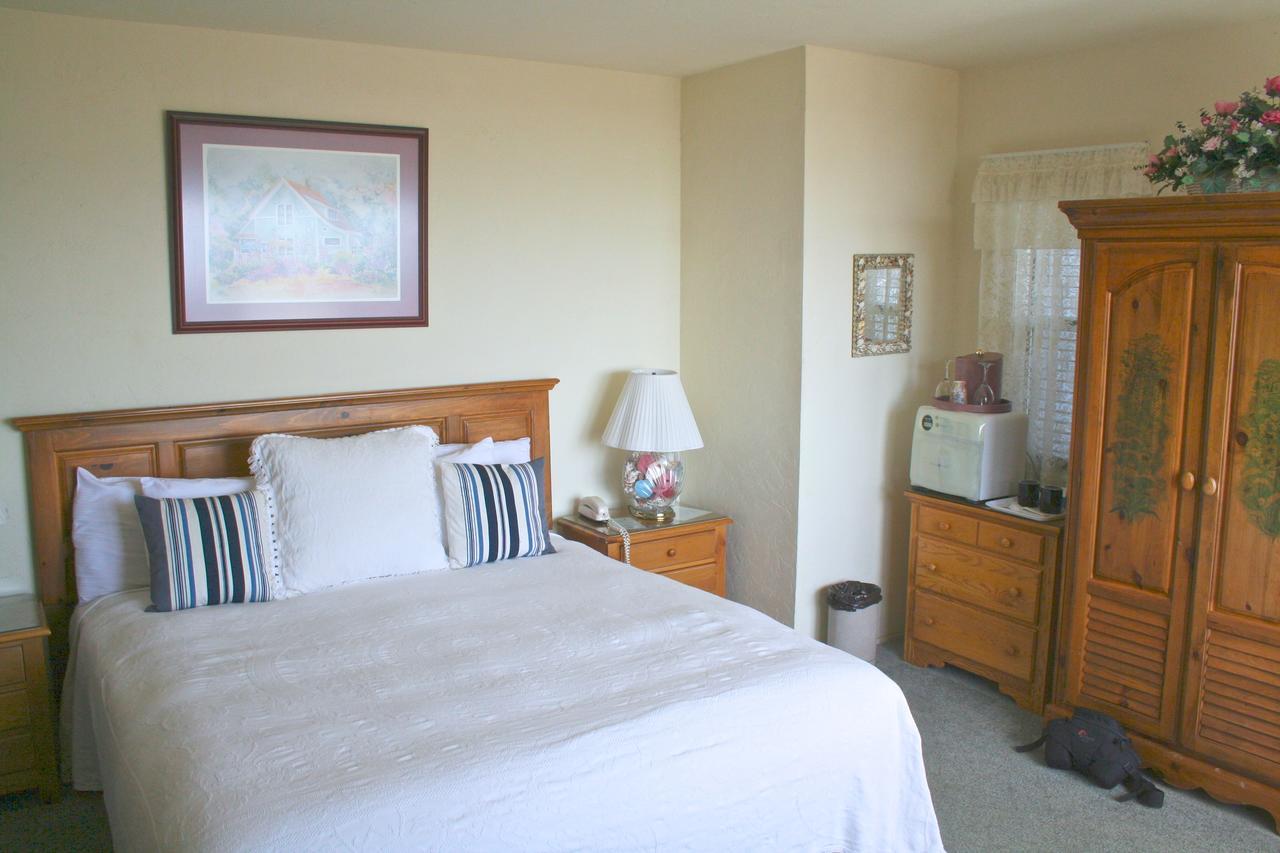 Captain'S Cove Inn Камбрия Екстериор снимка
