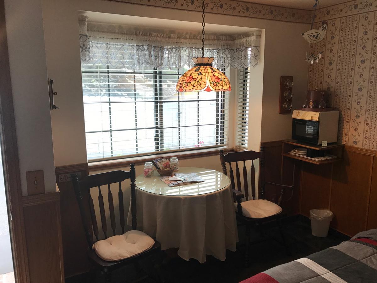 Captain'S Cove Inn Камбрия Екстериор снимка