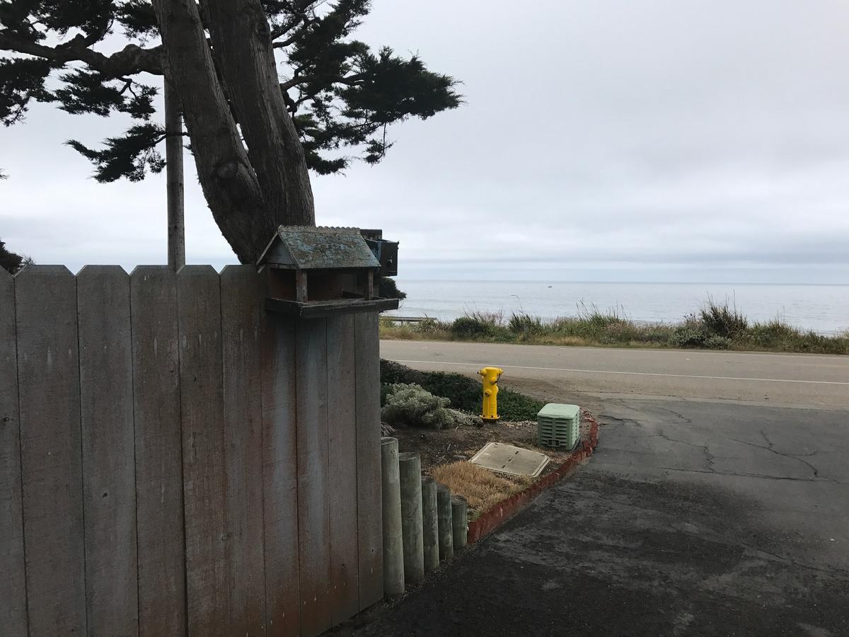 Captain'S Cove Inn Камбрия Екстериор снимка